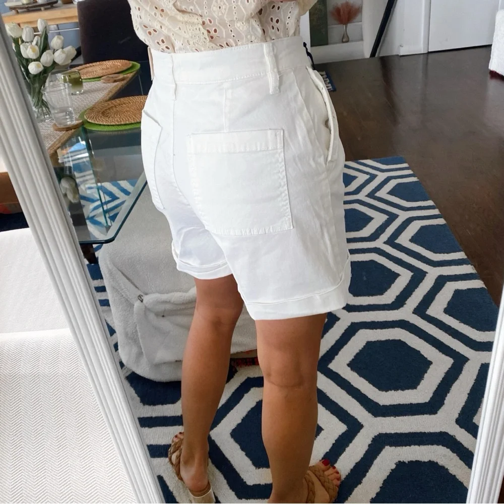 🐚 OAT NEW YORK WHITE HIGH WAIST RELAXED FIT SHORTS!